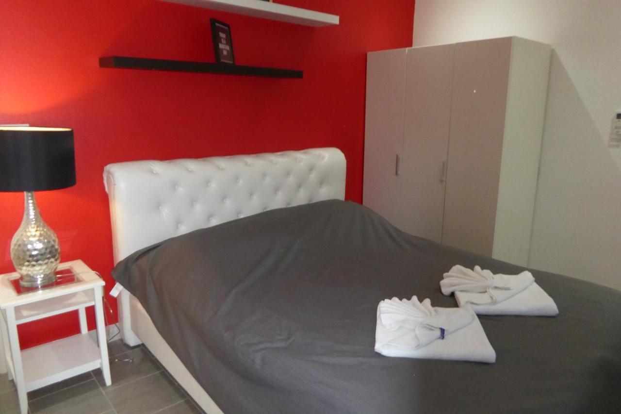 Tropicana Beach Villa At Vip Resort Ban Phe Esterno foto