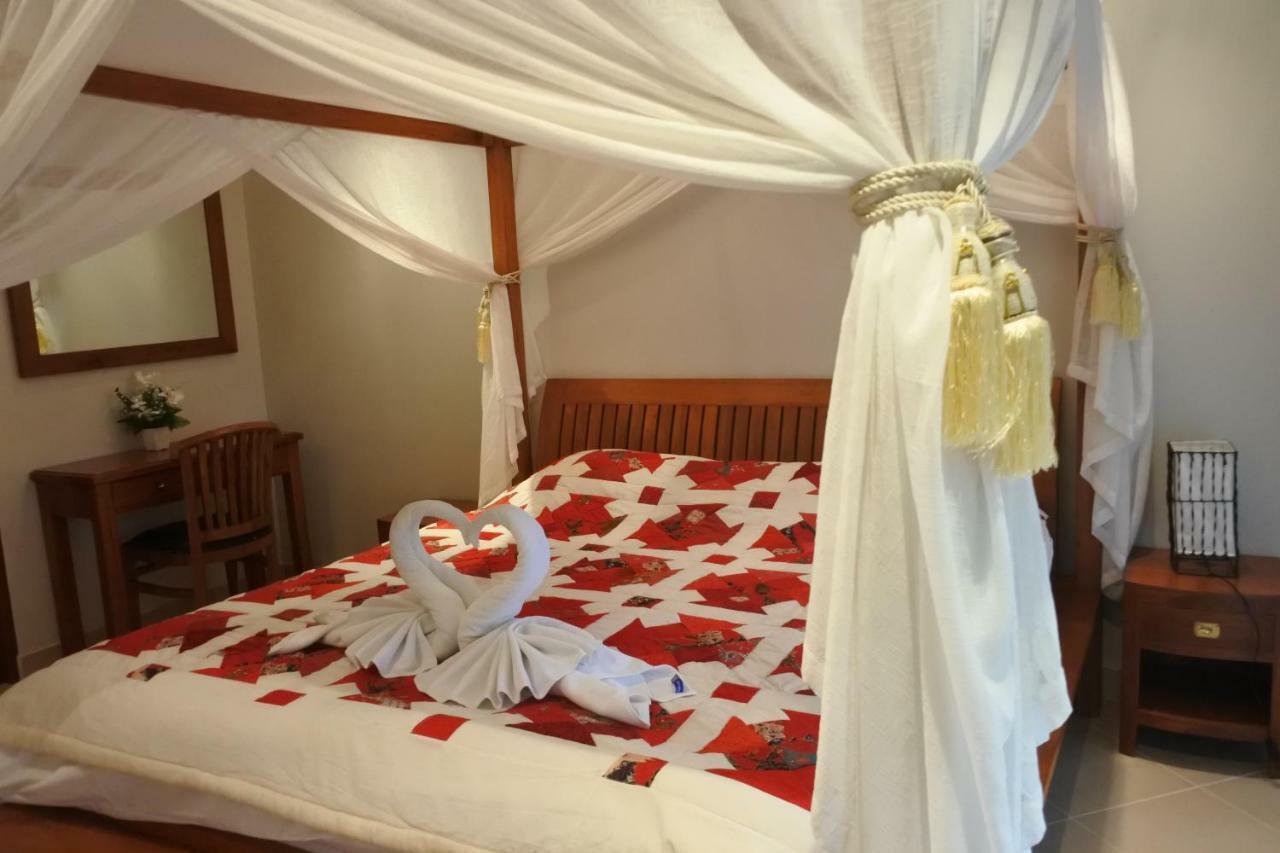 Tropicana Beach Villa At Vip Resort Ban Phe Esterno foto