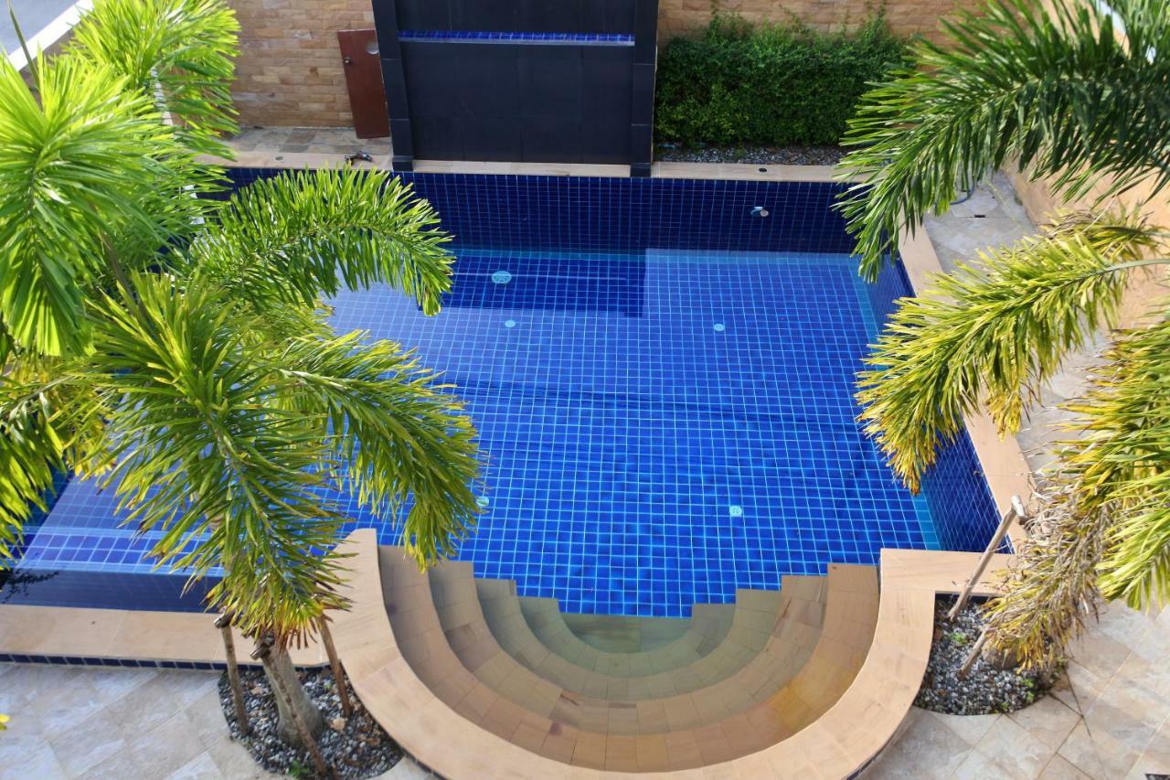 Tropicana Beach Villa At Vip Resort Ban Phe Esterno foto